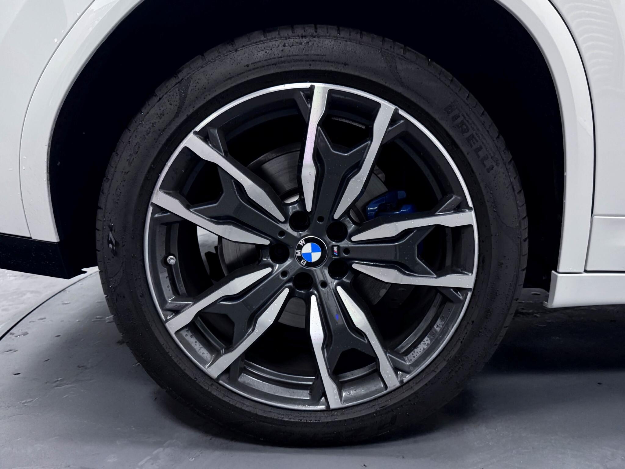 BMW X4 view 71