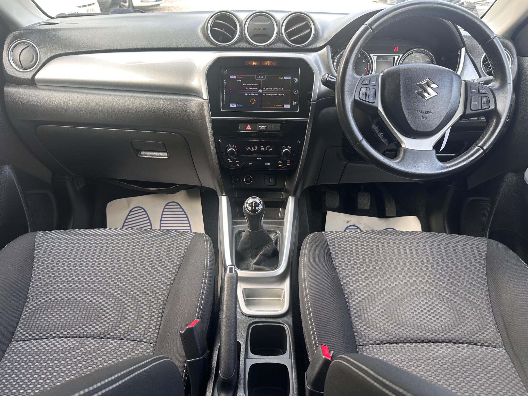 Suzuki Vitara view 27