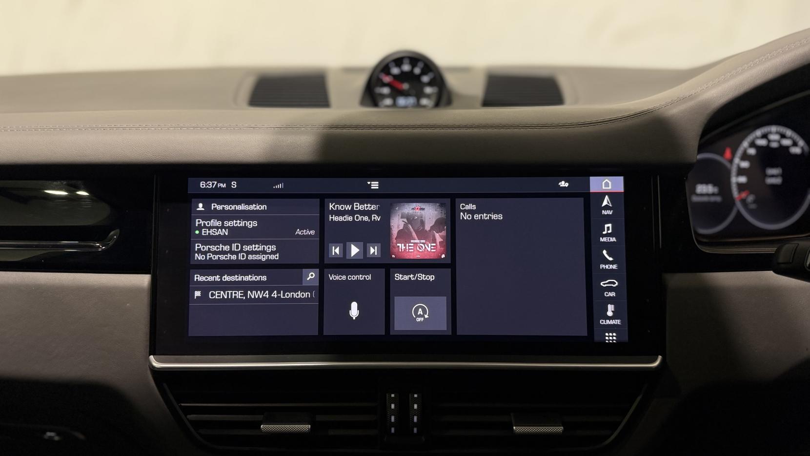 Porsche Cayenne view 20