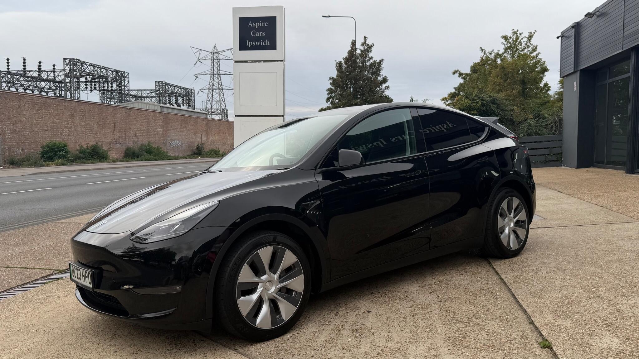 Tesla Model Y view 3