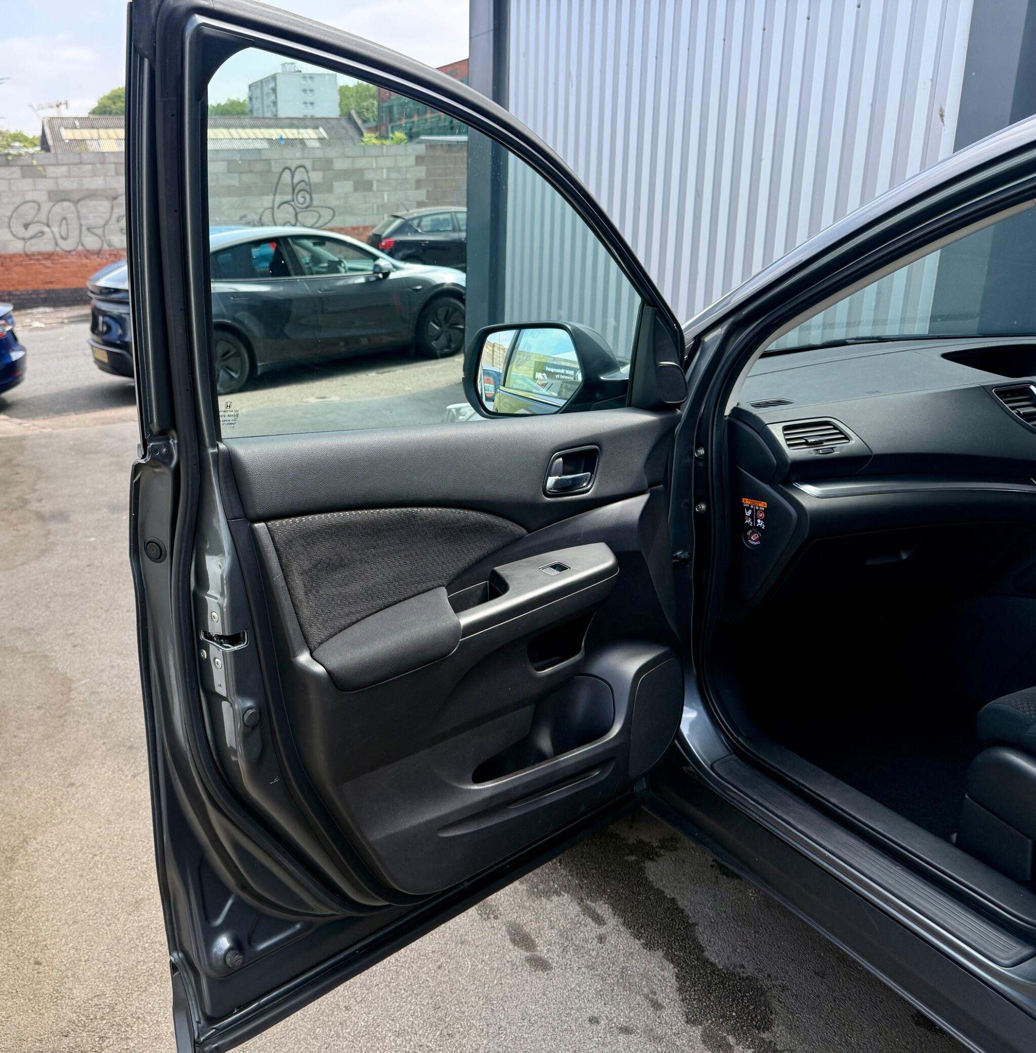 Honda CR-V view 16