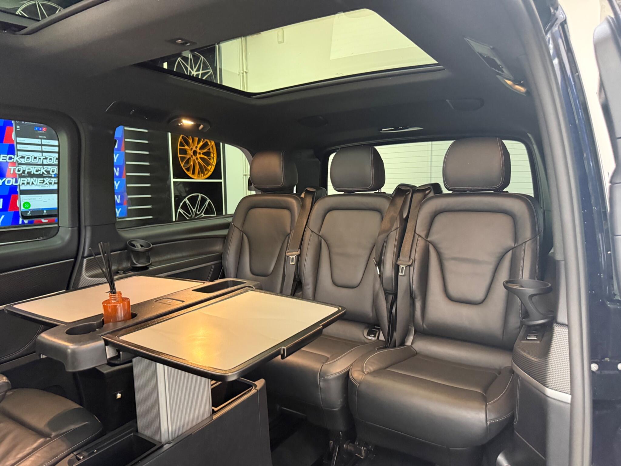 Mercedes-Benz V-Class view 44
