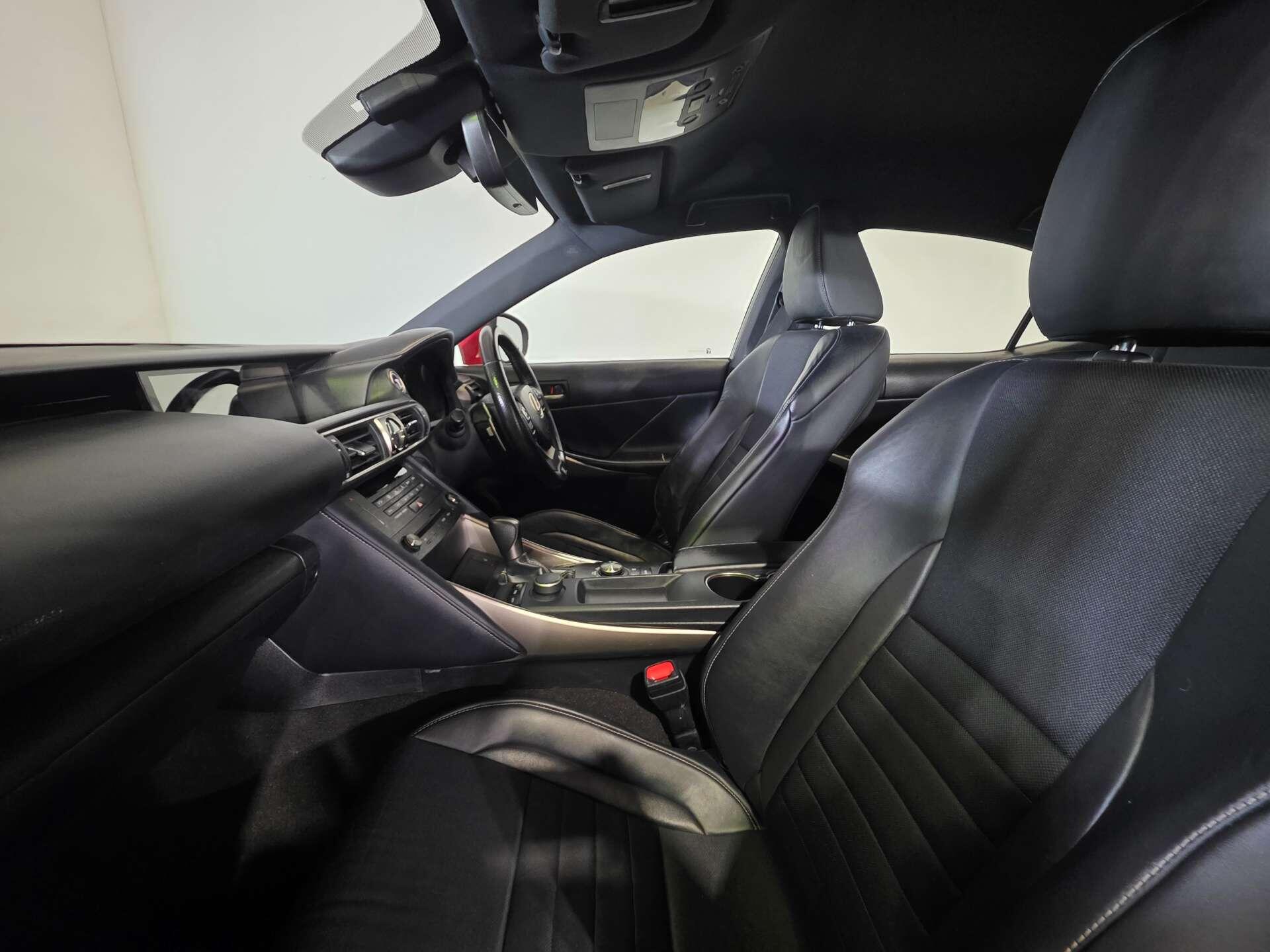 Lexus Is view 49