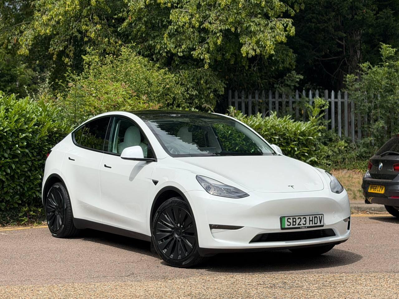 Tesla Model Y view 54