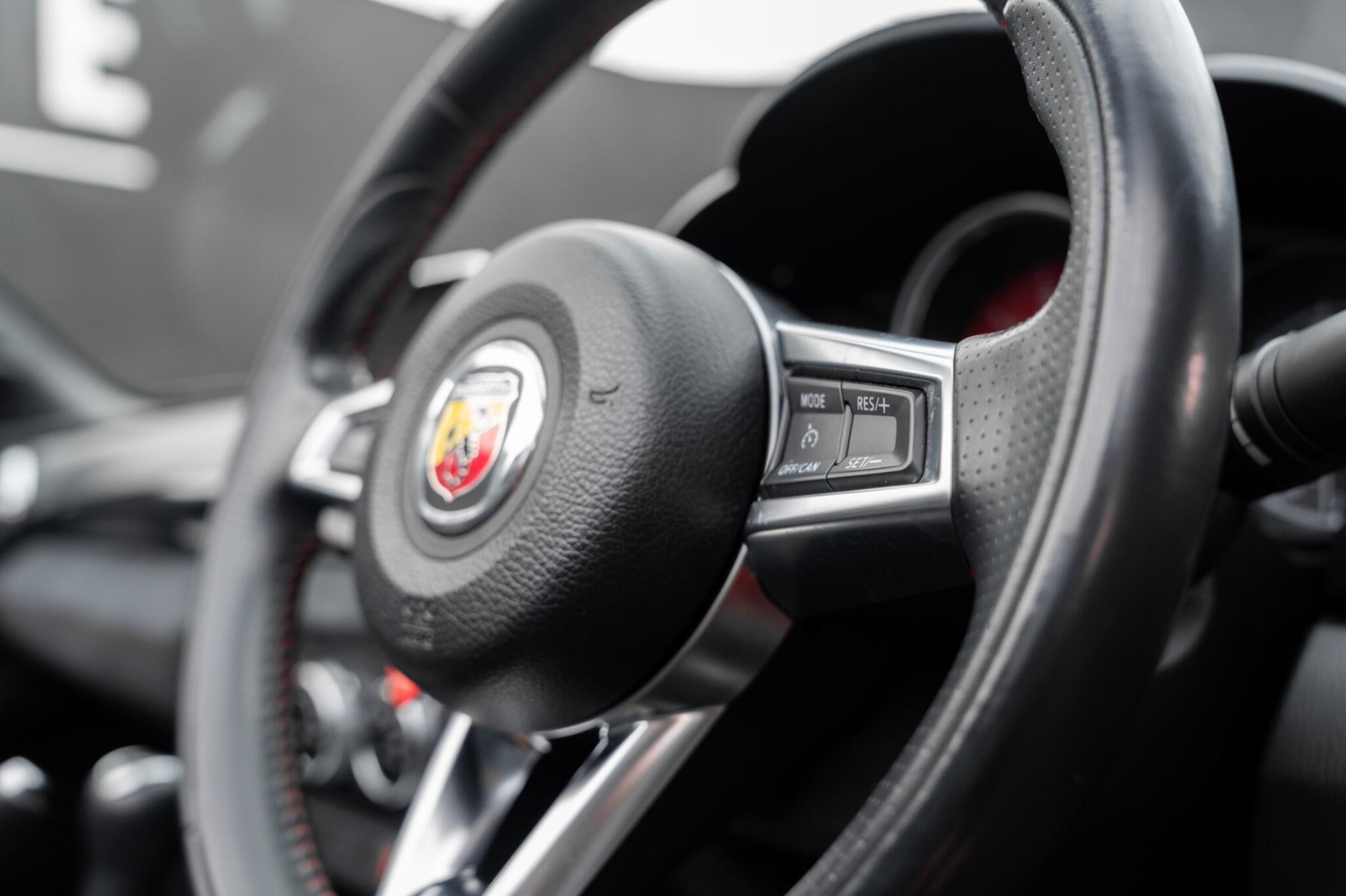 Abarth 124 Spider view 15