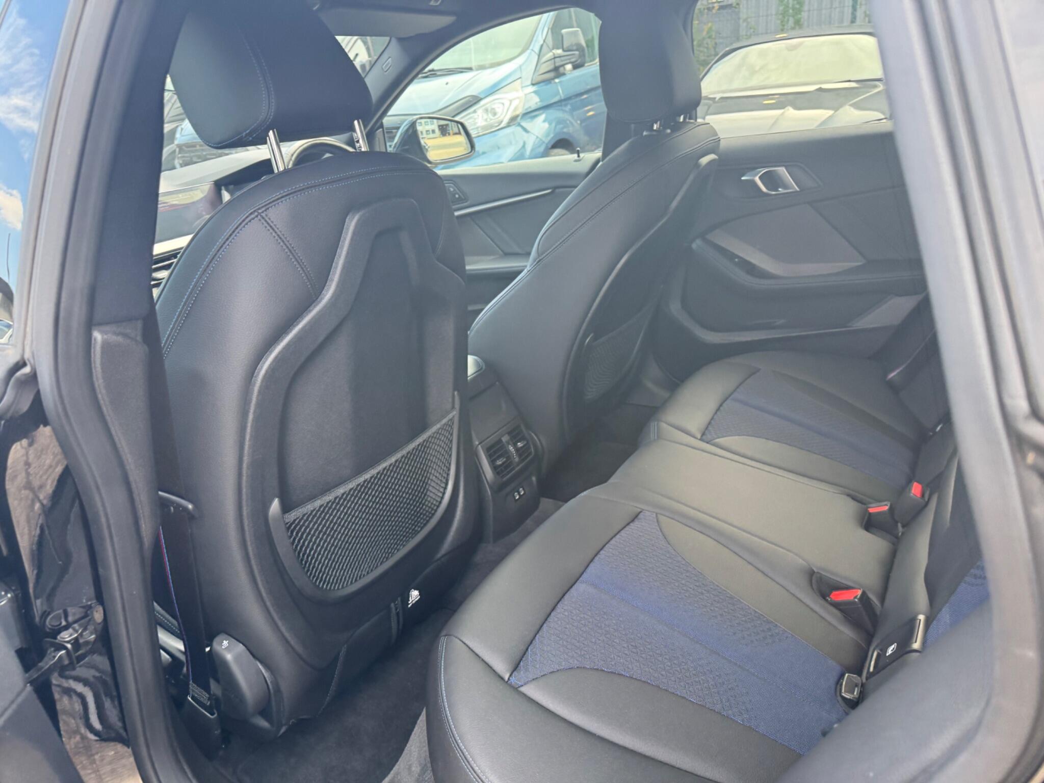 BMW 2 Series view 18