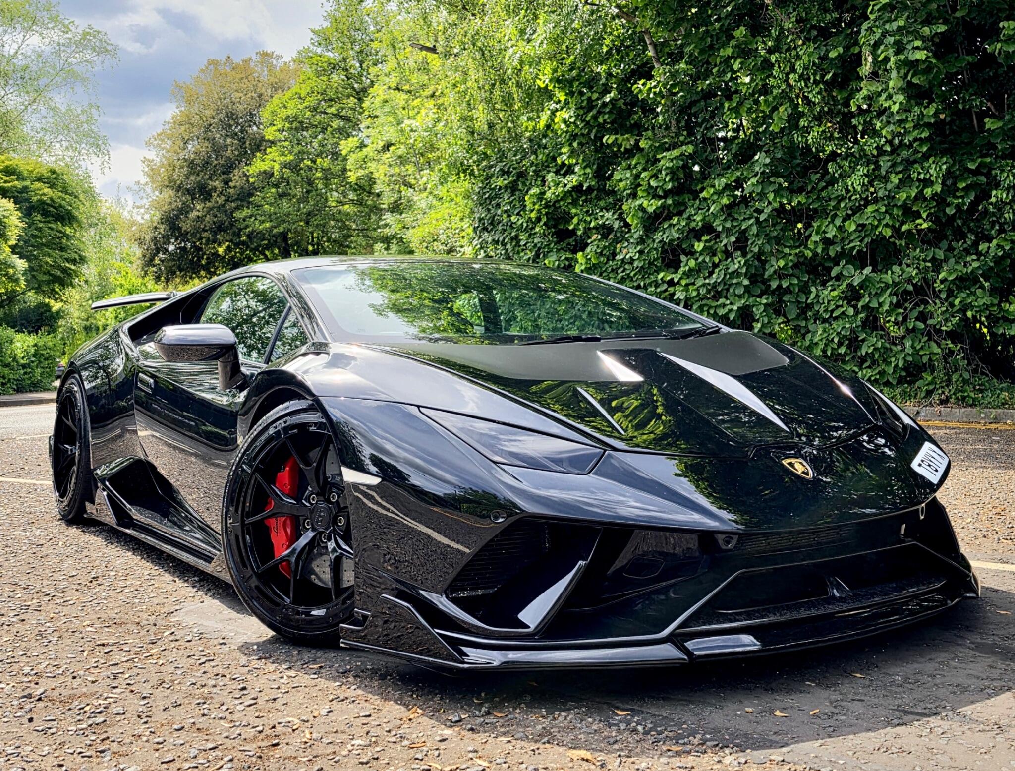 Lamborghini Huracan view 26