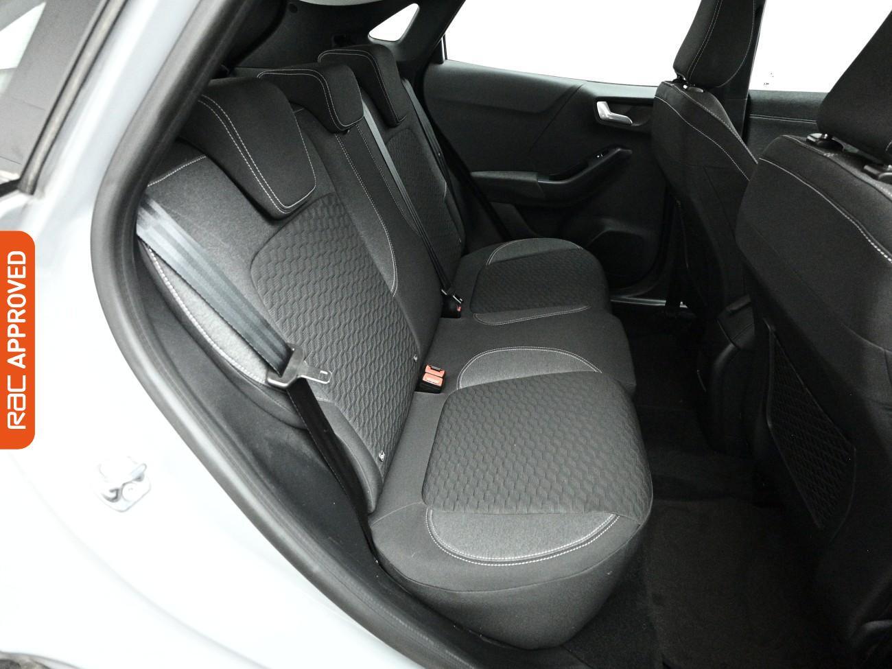 Ford Puma view 13
