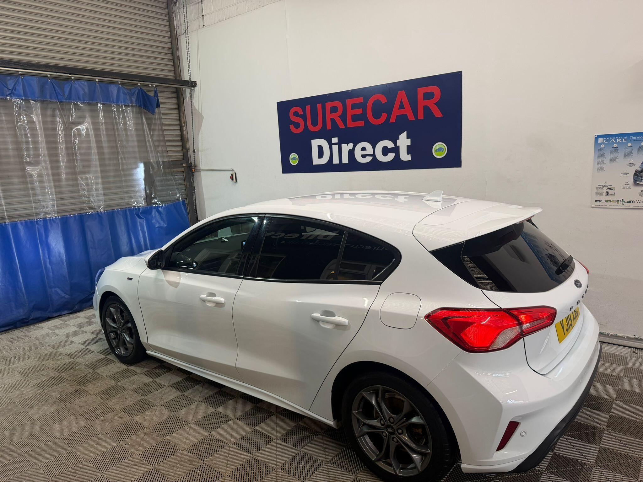 Ford Focus view 8
