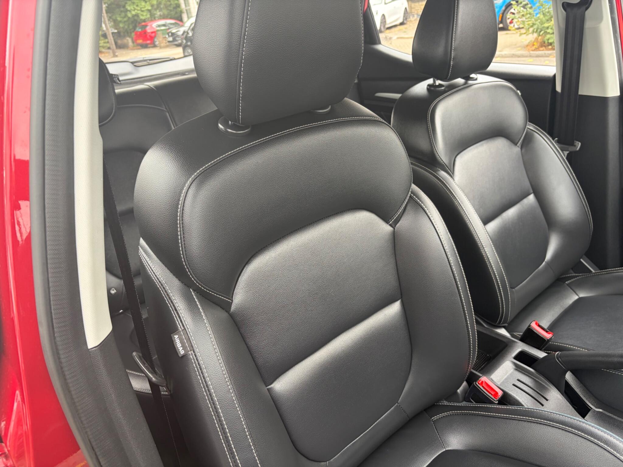 MG ZS view 45