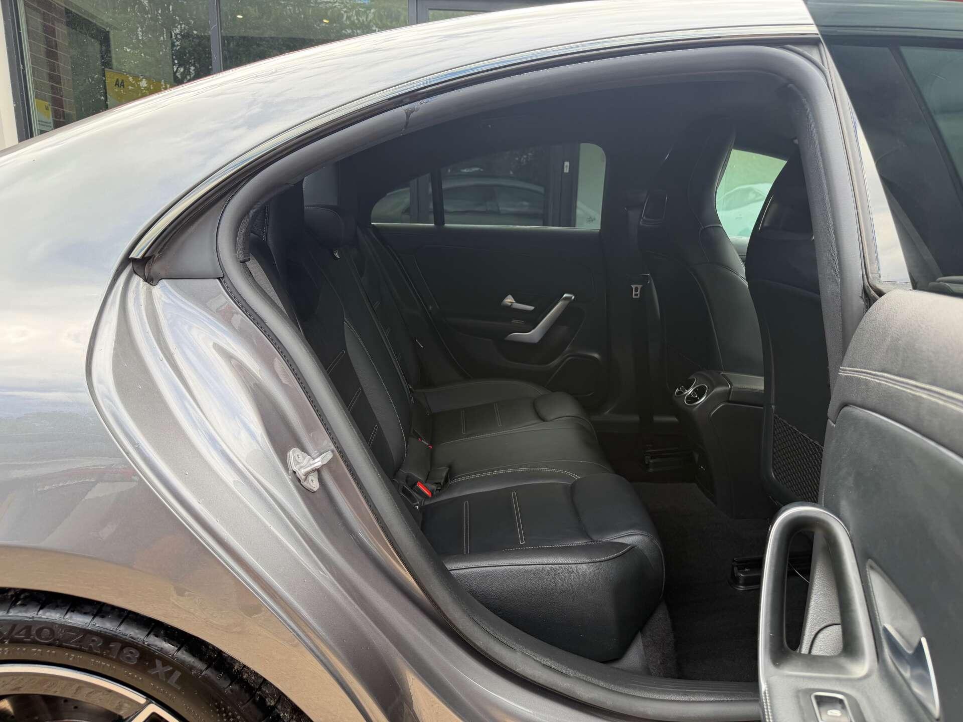 Mercedes-Benz Cla view 26