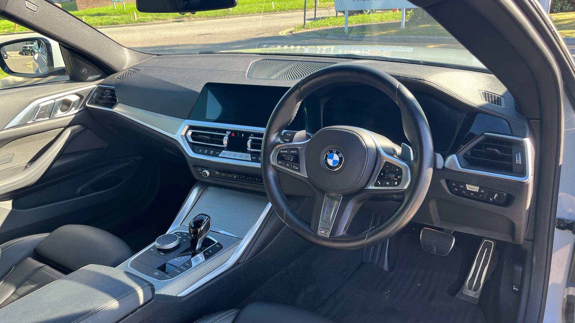 BMW 4 Series view 6