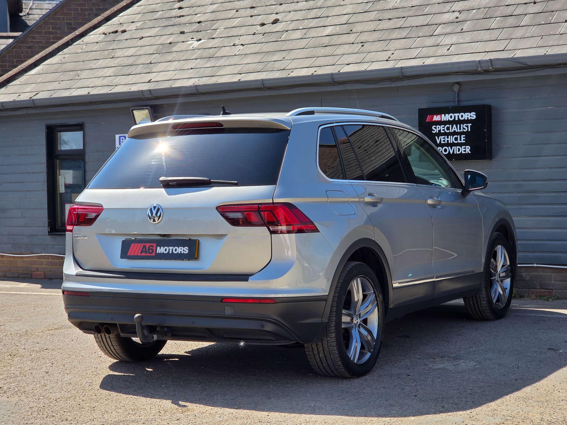 Volkswagen Tiguan view 36