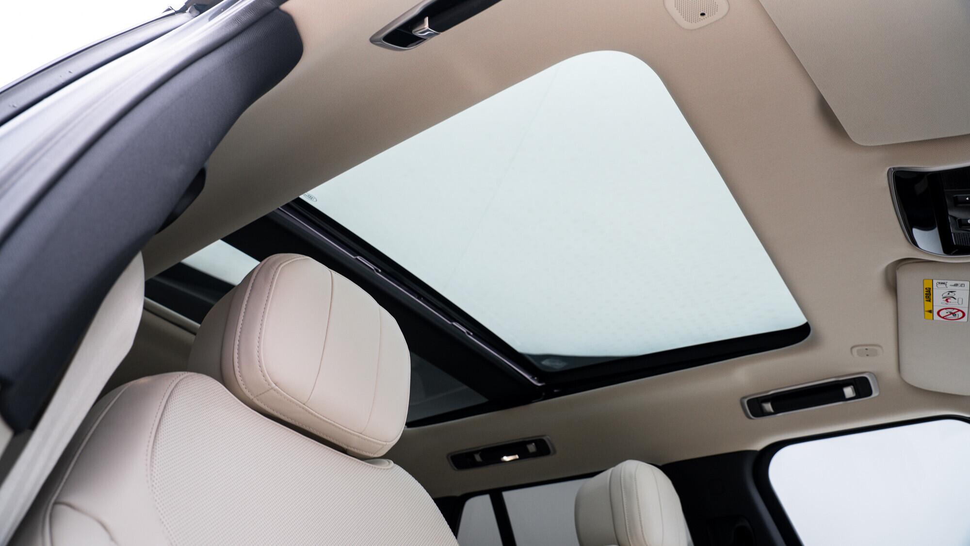 Land Rover Range Rover view 7