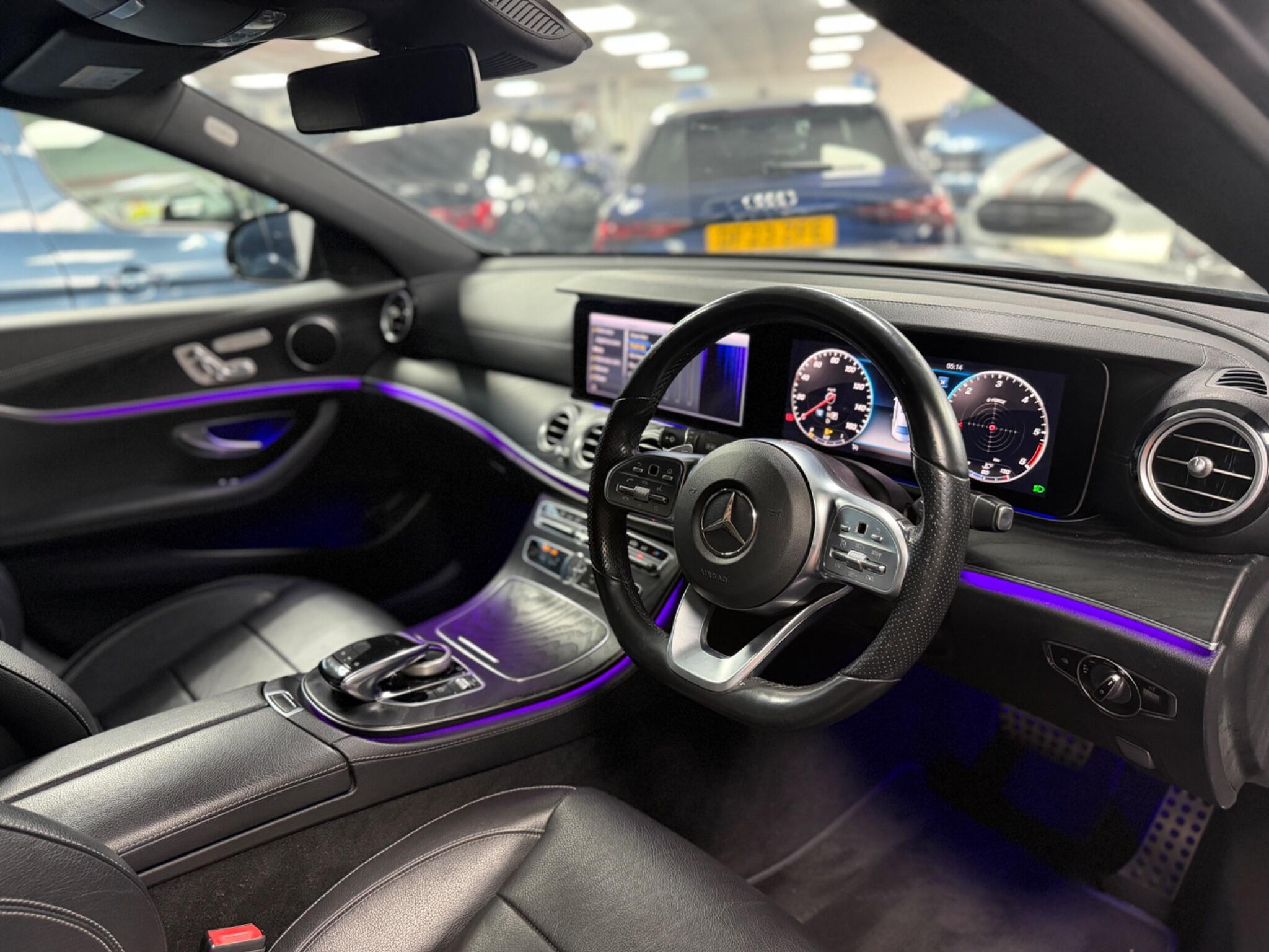 Mercedes-Benz E Class view 33