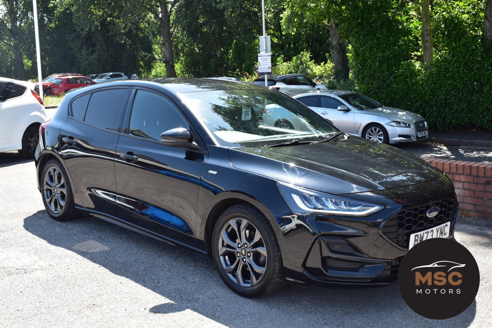 Ford Focus view 23