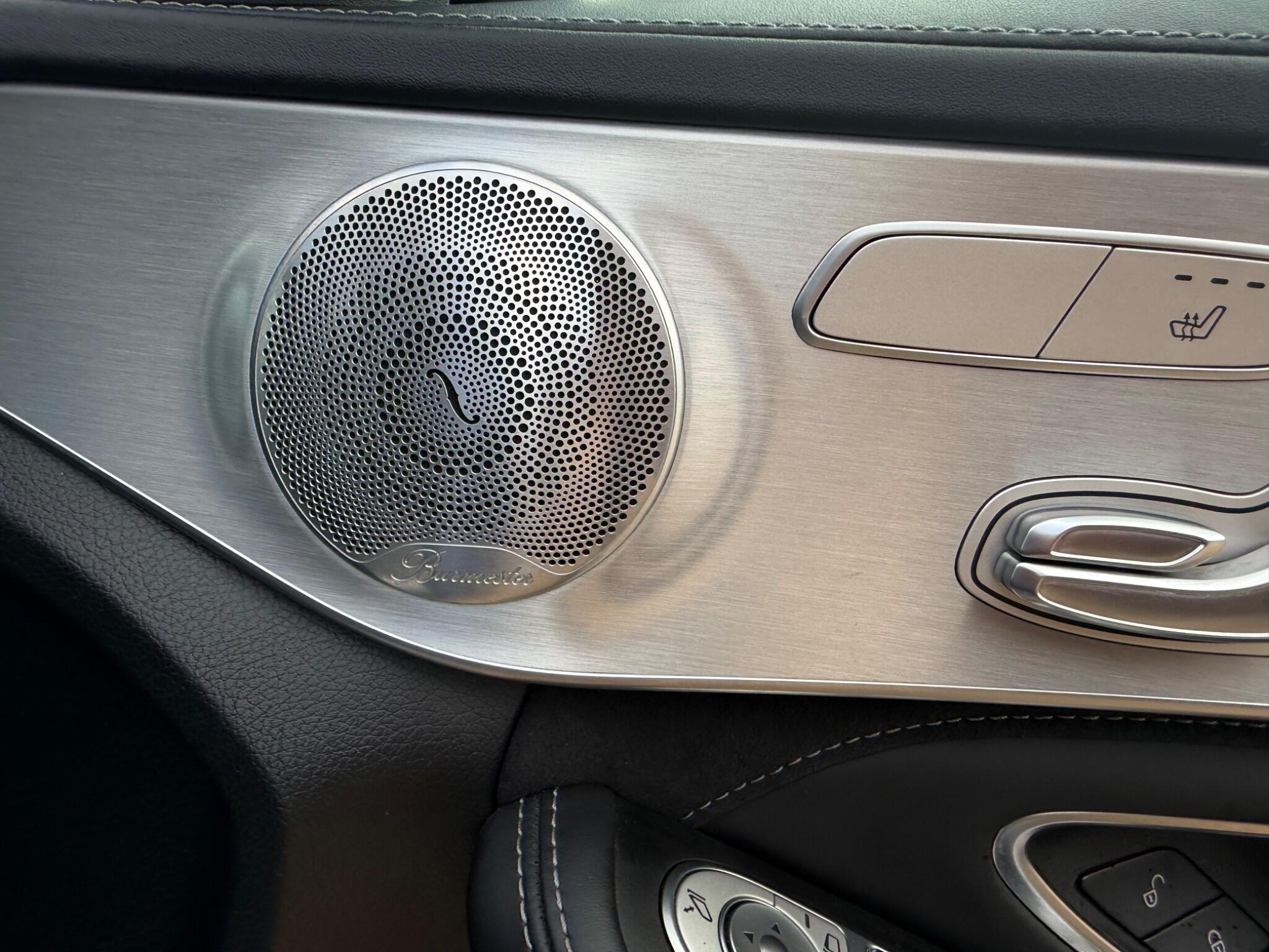 Mercedes-Benz C-Class view 17