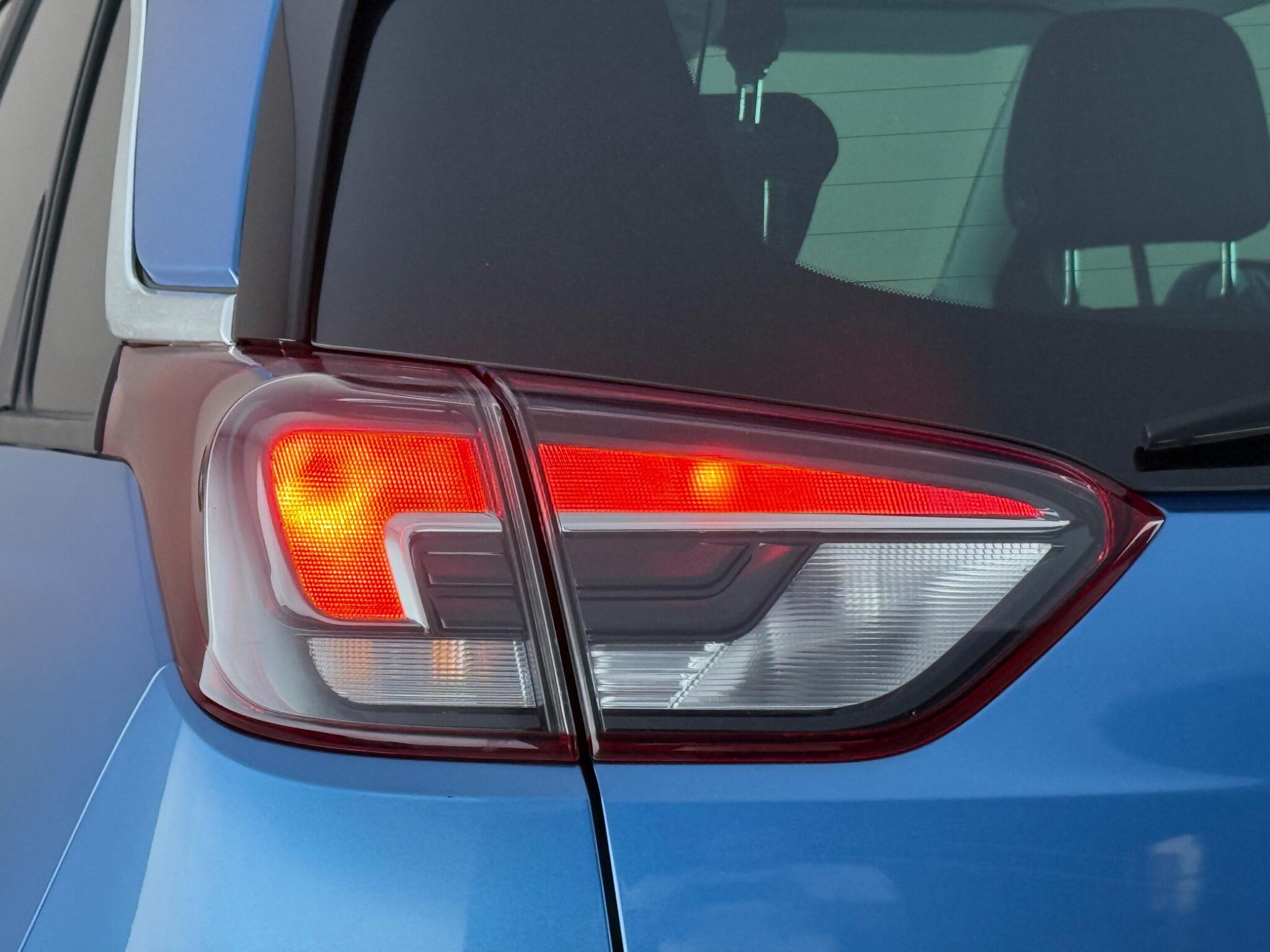 Vauxhall Crossland X view 10
