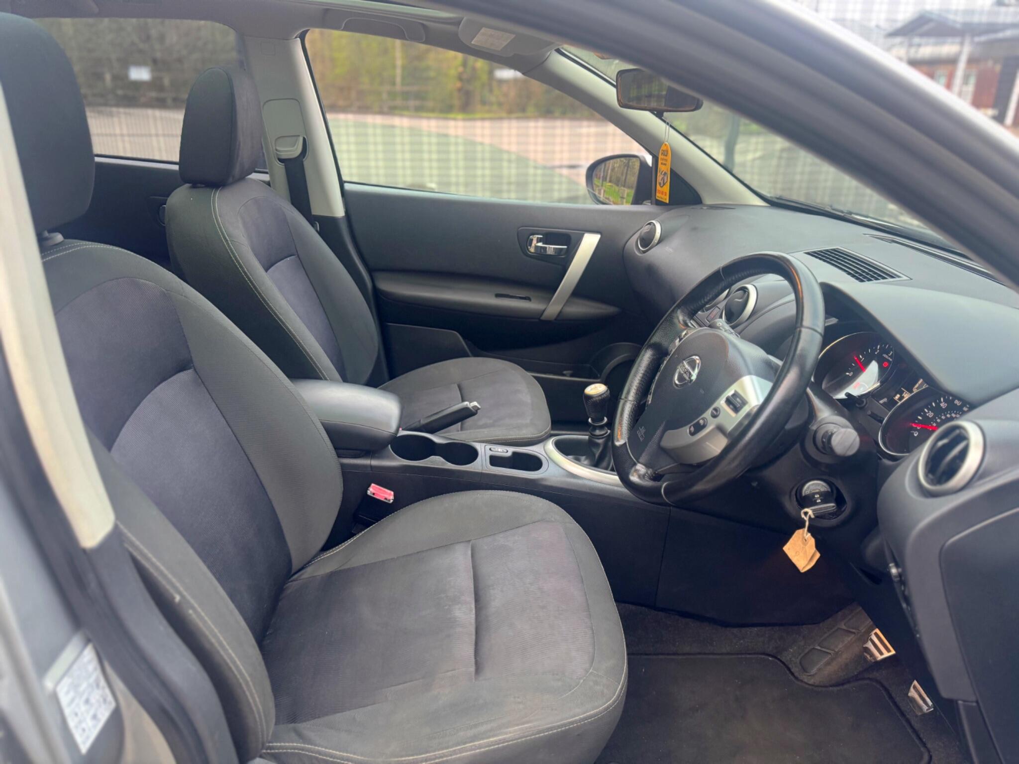 2012 Nissan Qashqai 1.5 dCi n-tec+ 2WD Euro 5 5dr image 11
