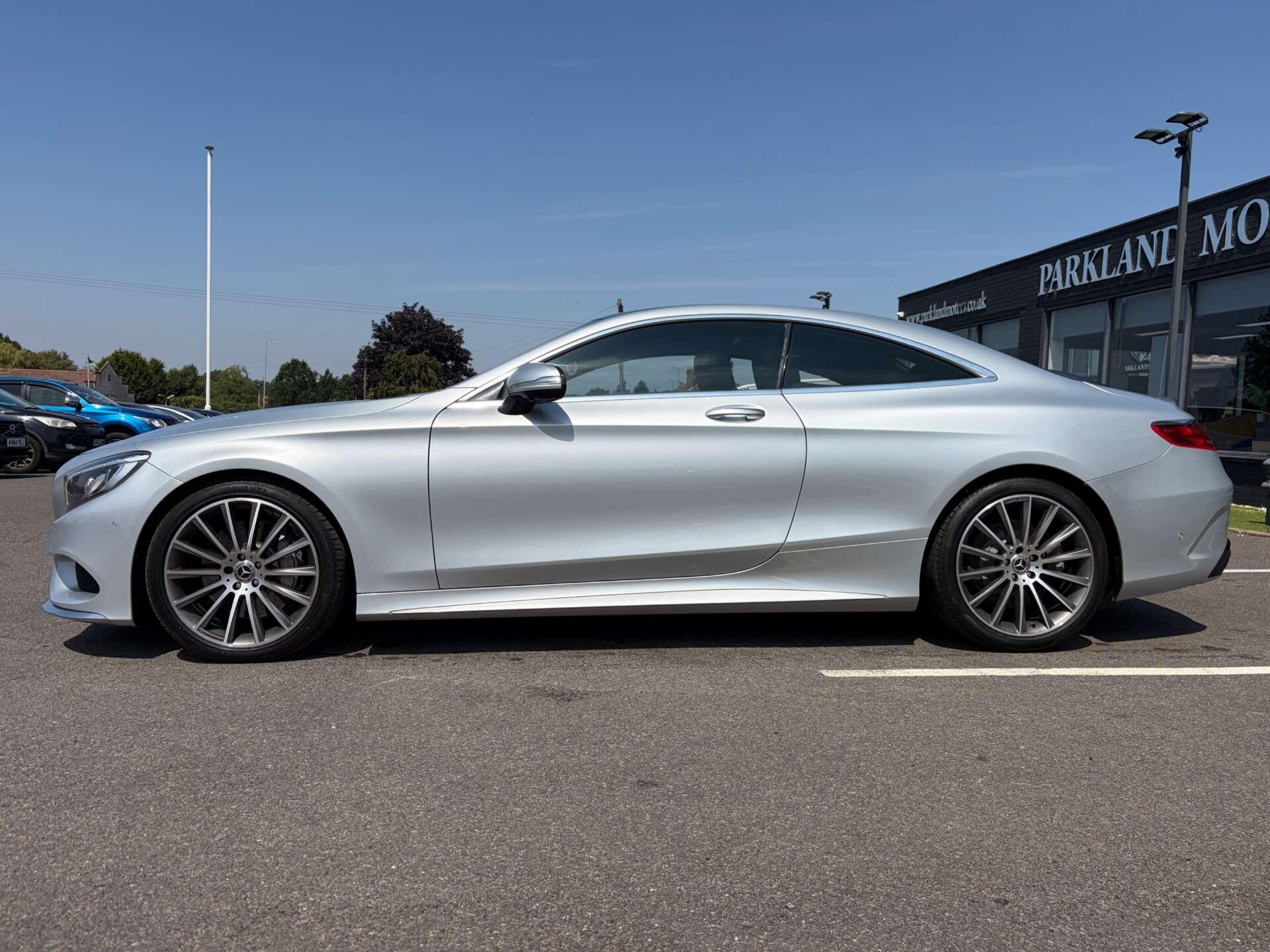 Mercedes-Benz S Class view 5