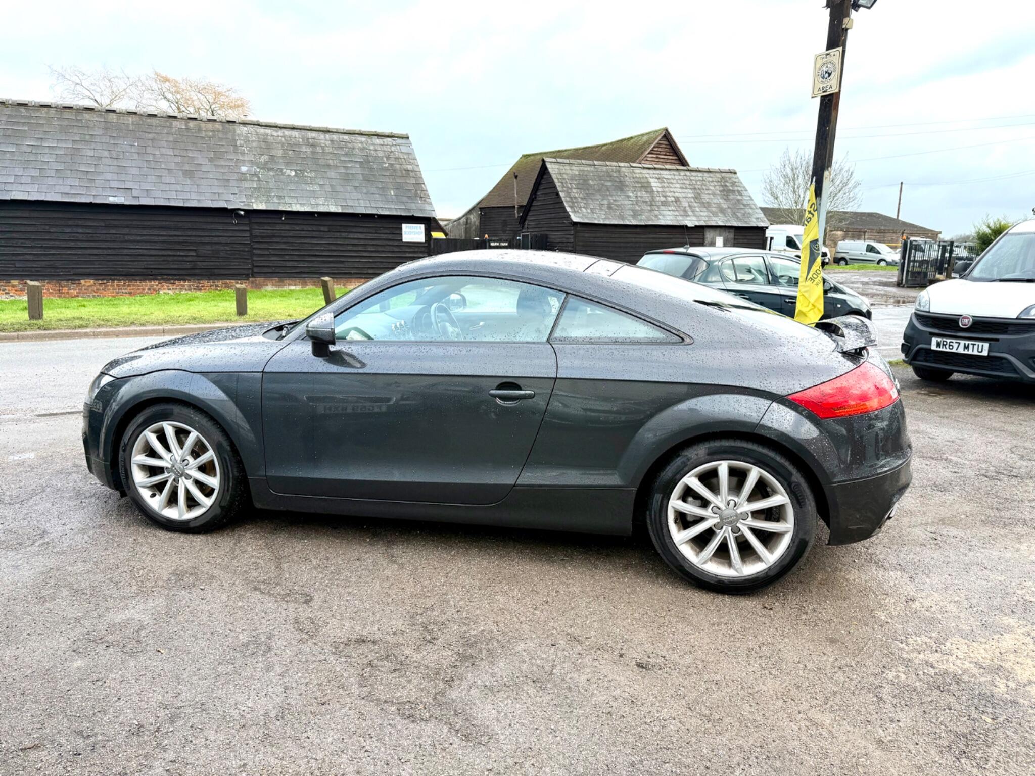 2011 Audi TT image 4