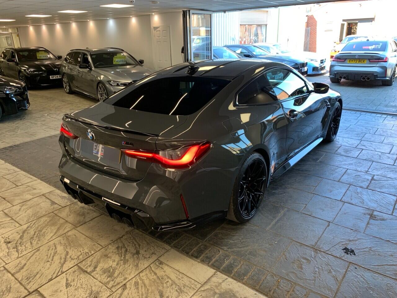 BMW M4 view 16