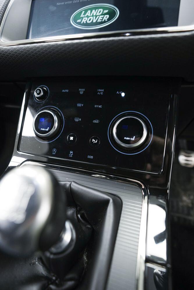 Land Rover Range Rover Evoque view 19