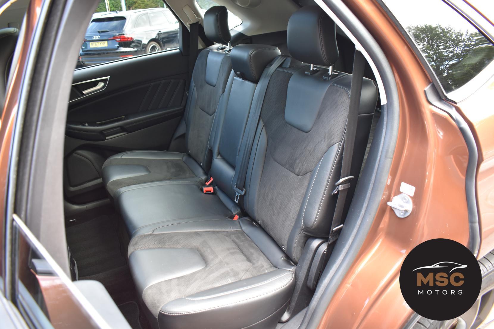 Ford Edge view 42
