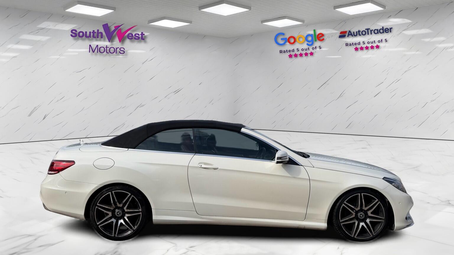 Mercedes-Benz E-Class view 4
