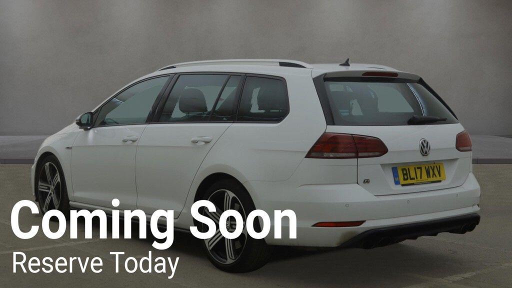 Volkswagen Golf view 3