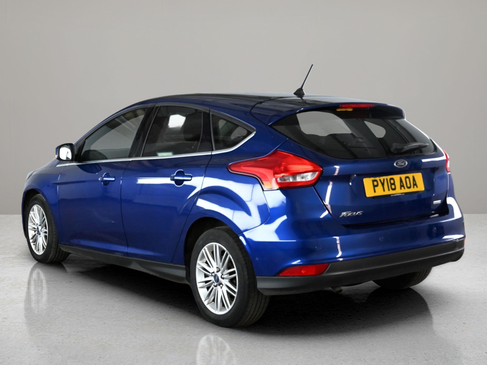 Ford Focus view 4