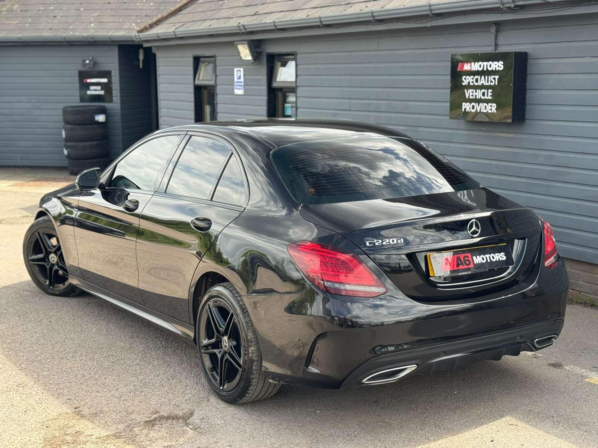 Mercedes-Benz C Class view 6