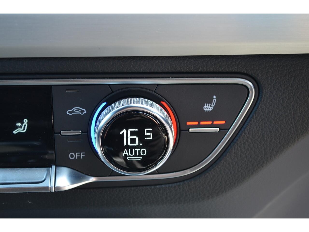 Audi SQ5 view 28