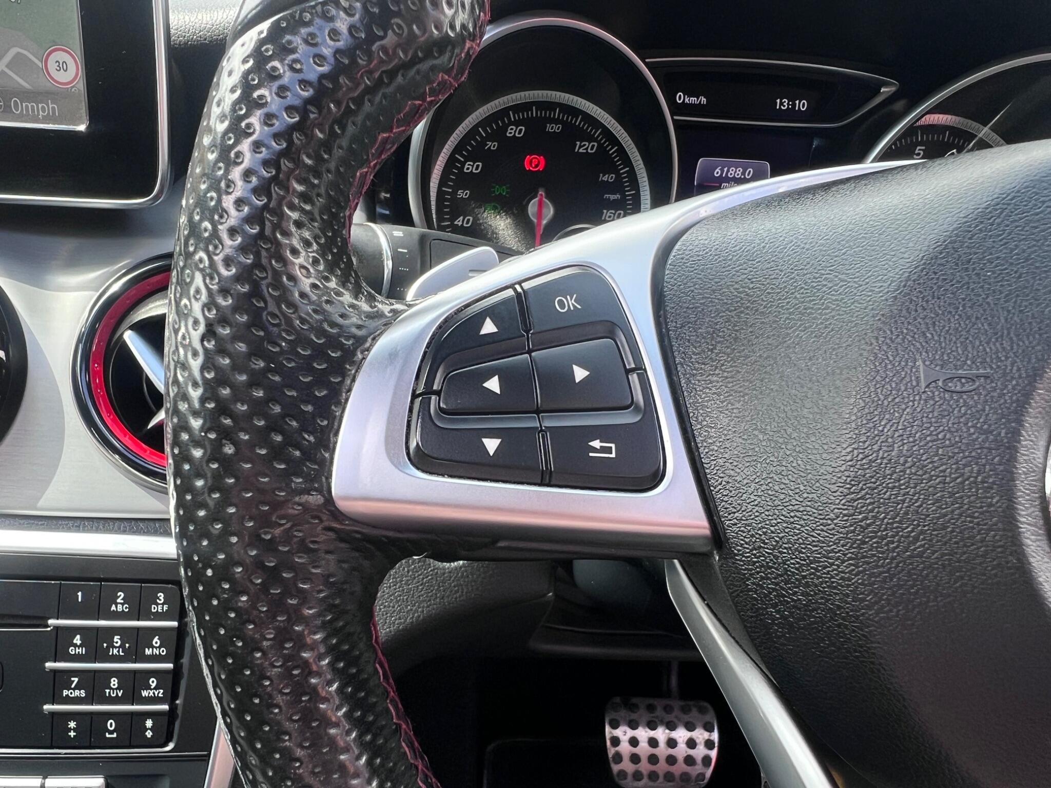 Mercedes-Benz Cla view 26