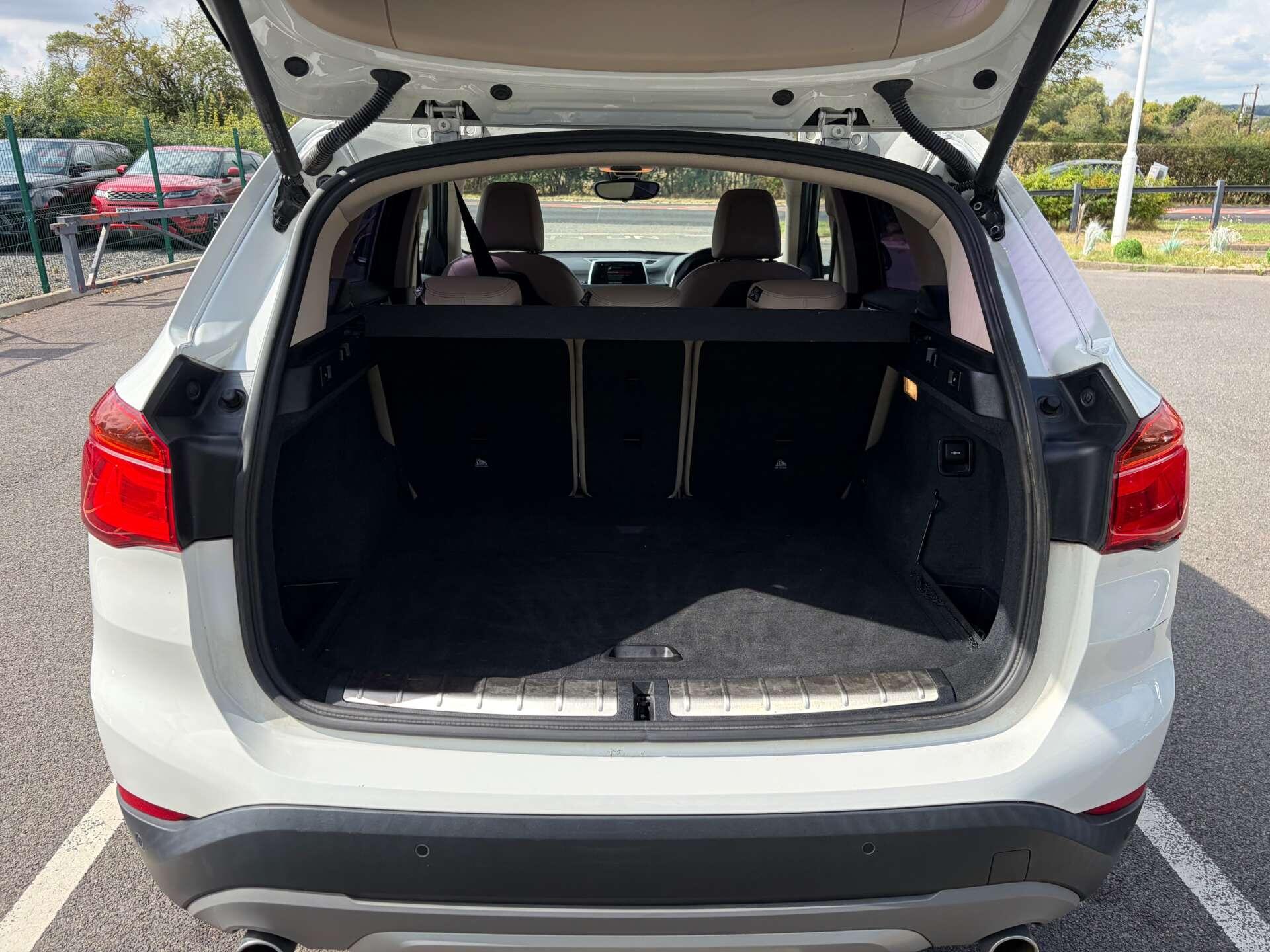 BMW X1 view 25
