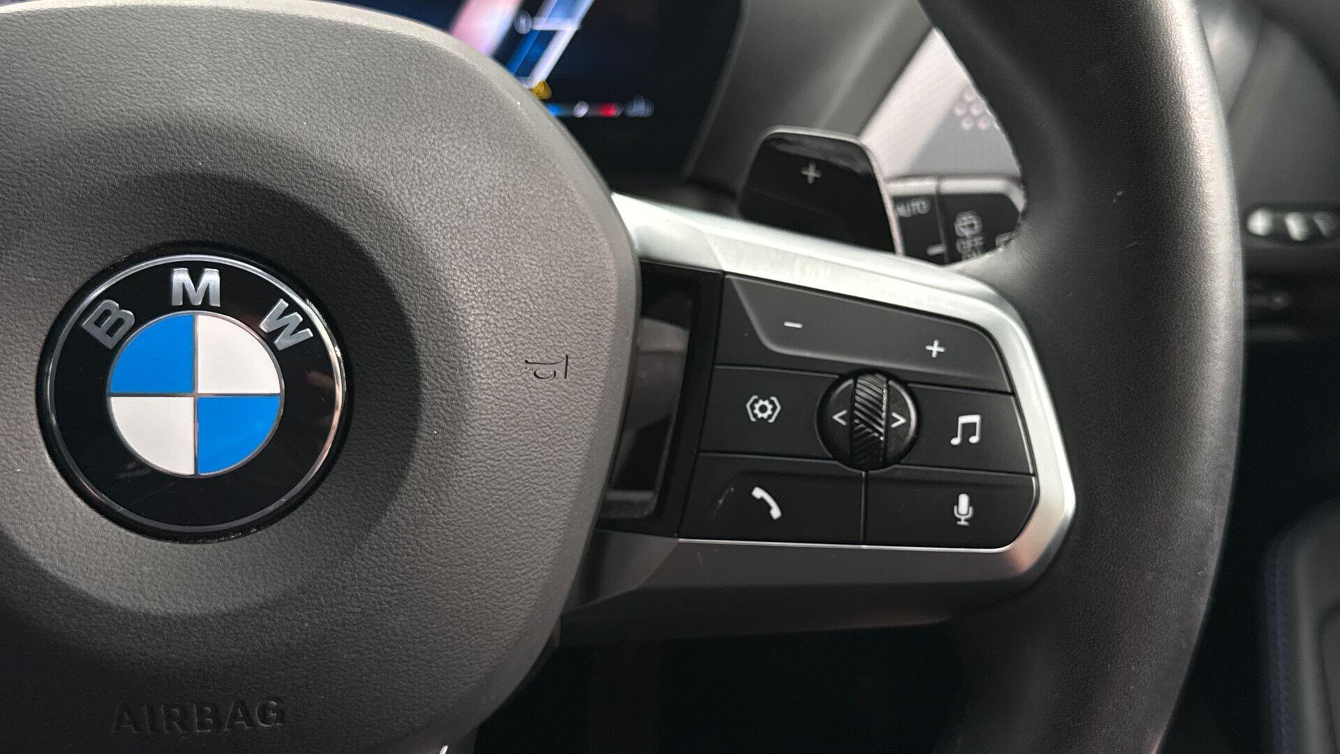 BMW 1 Series view 19