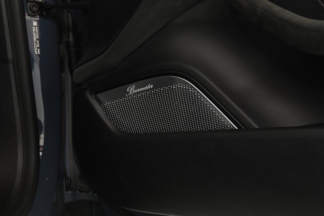 Porsche Taycan view 23