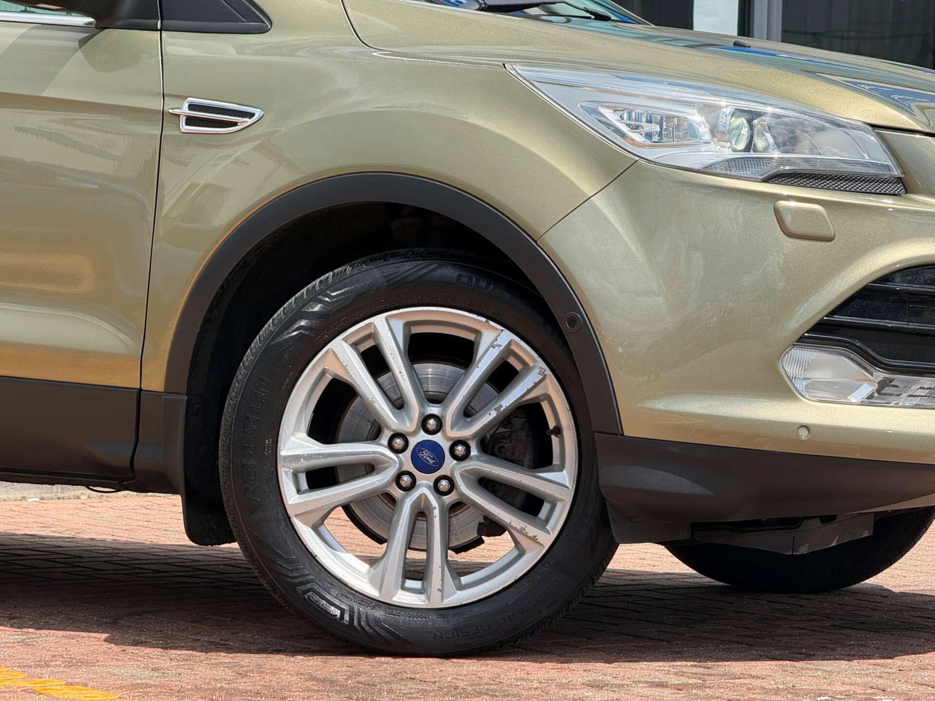 Ford Kuga view 11