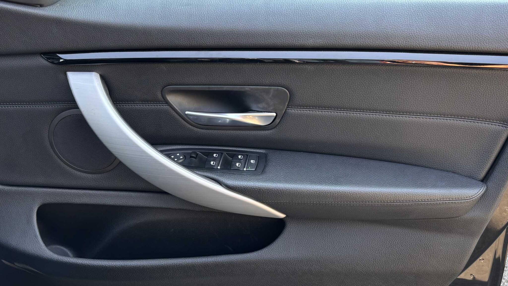 BMW 4 Series view 22