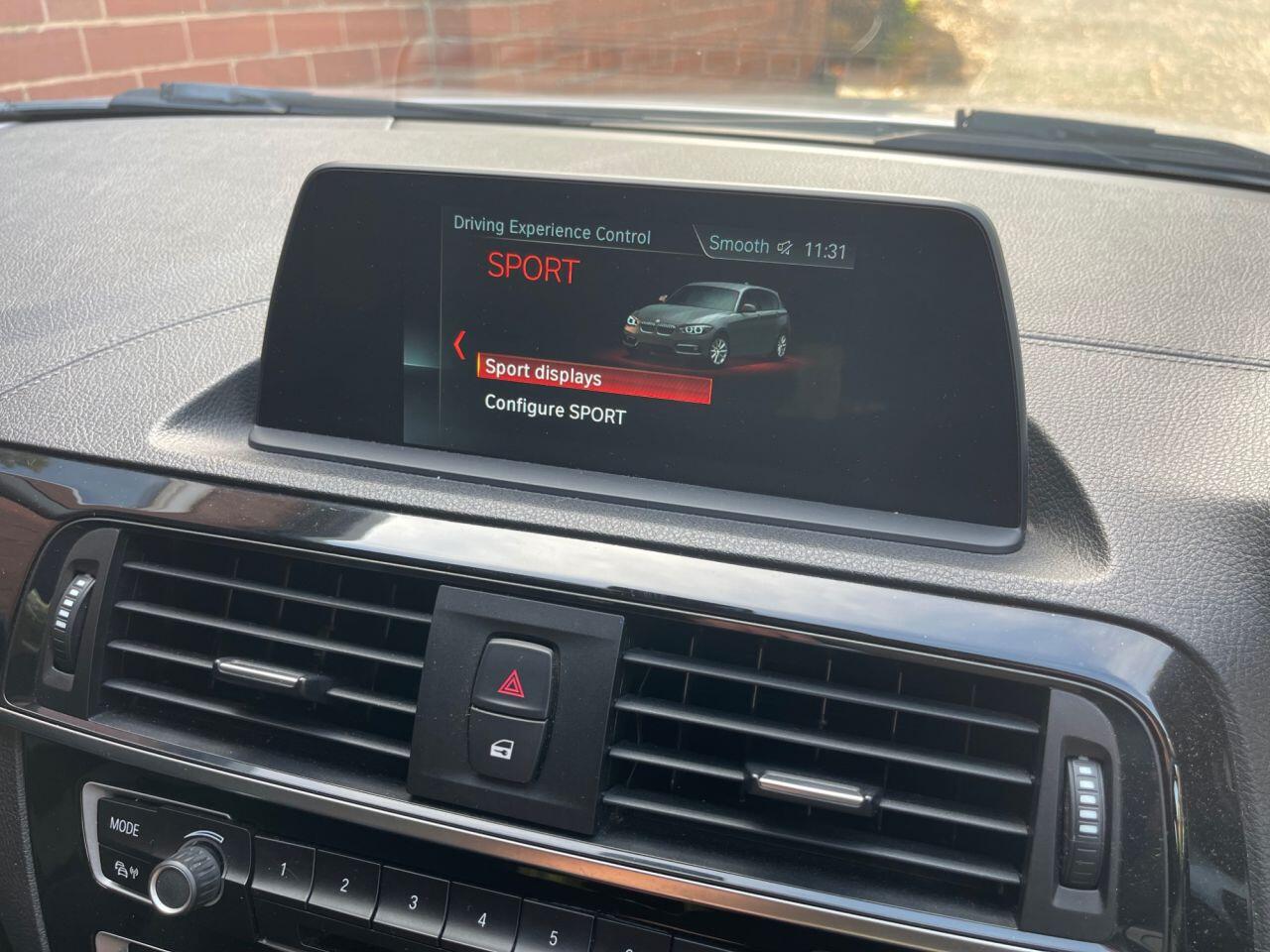 BMW 1 Series view 16