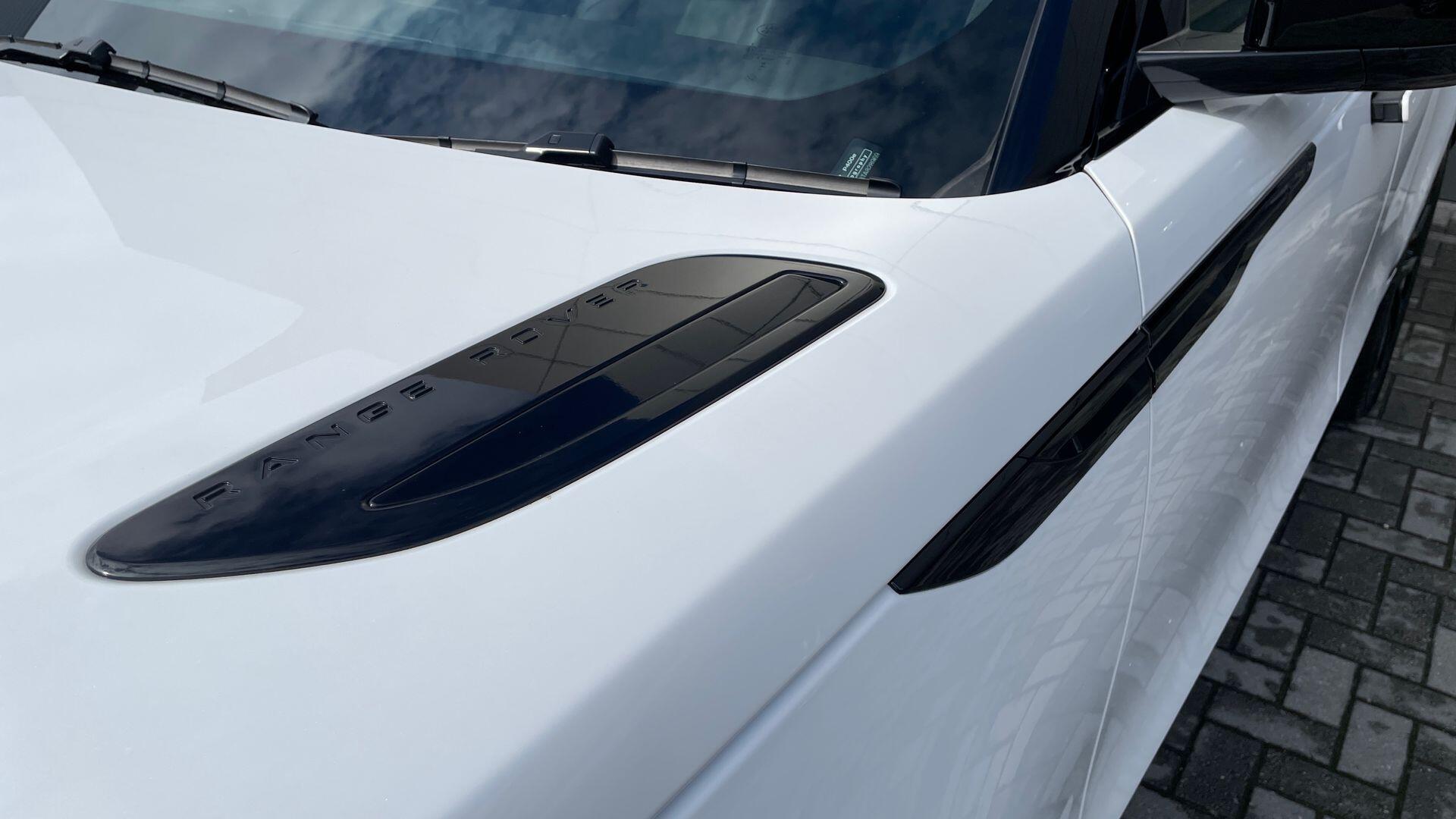 Land Rover Range Rover Velar view 20