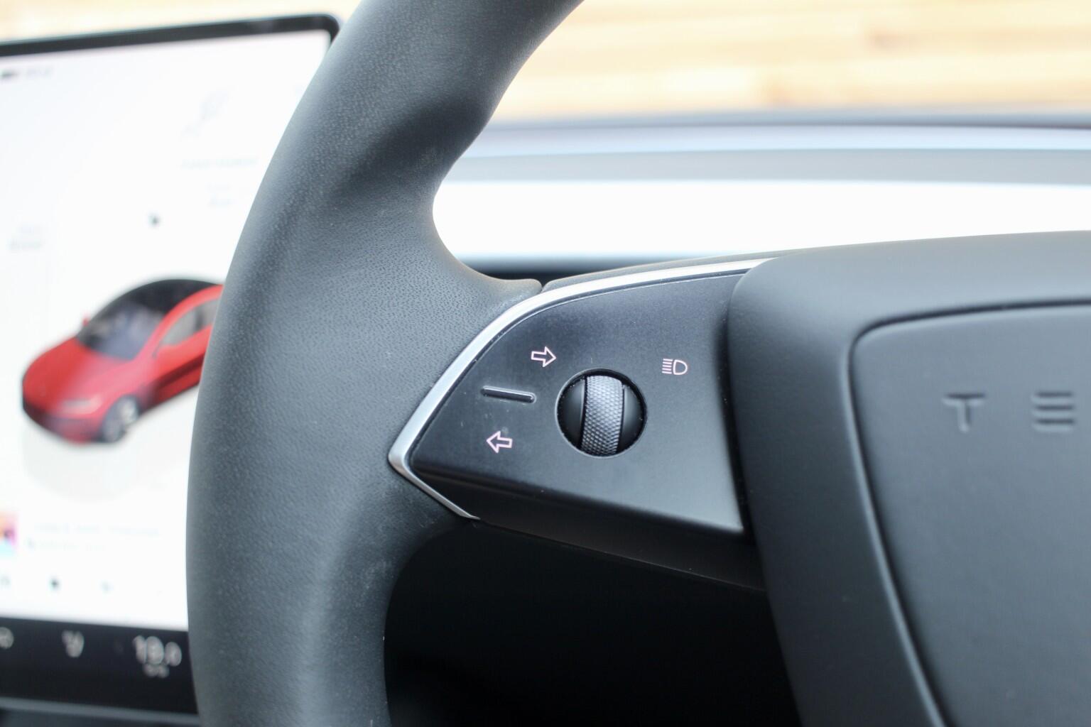 Tesla Model 3 view 37