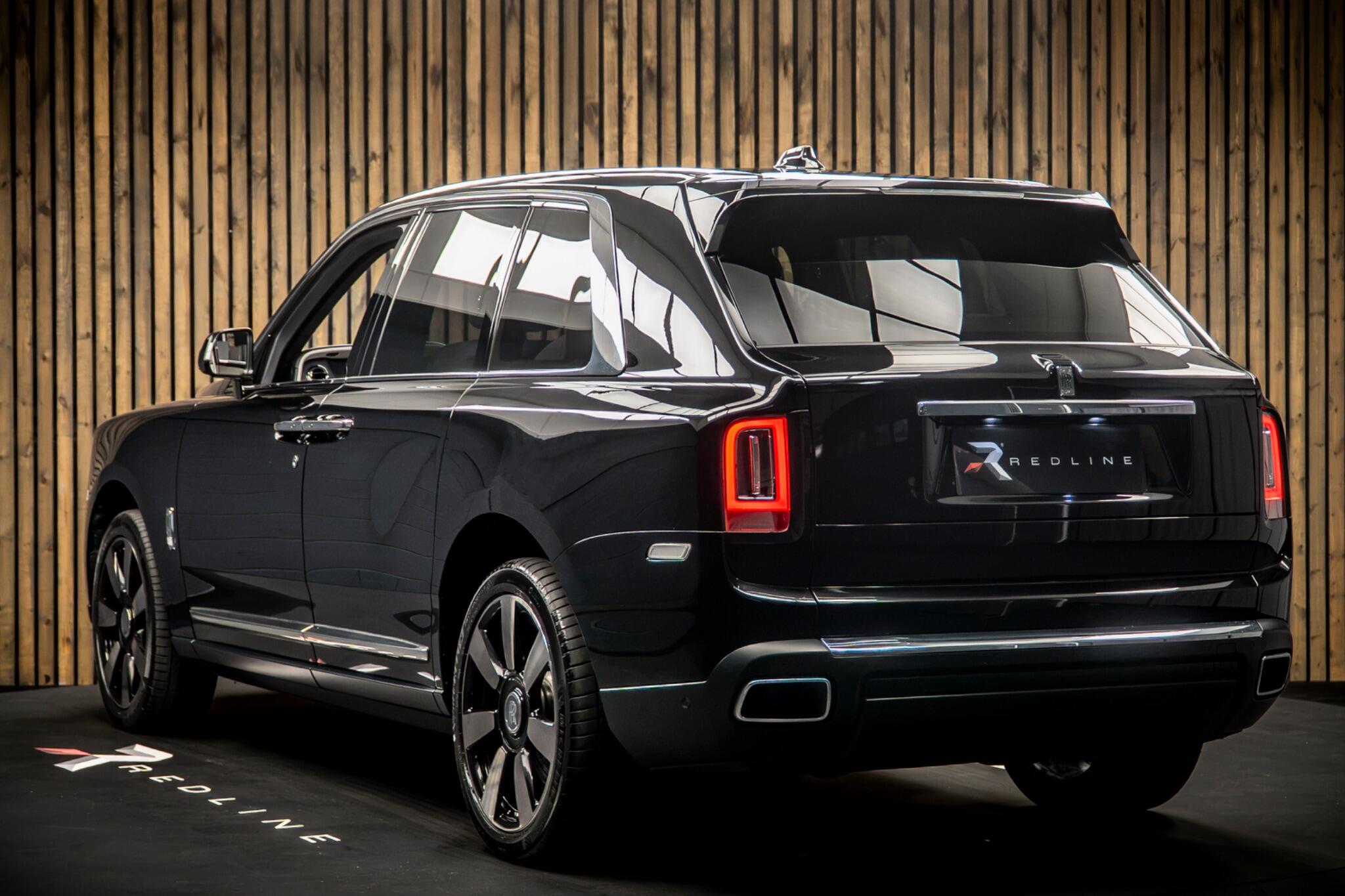 Rolls-Royce Cullinan view 3
