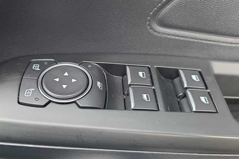 Ford Focus view 16