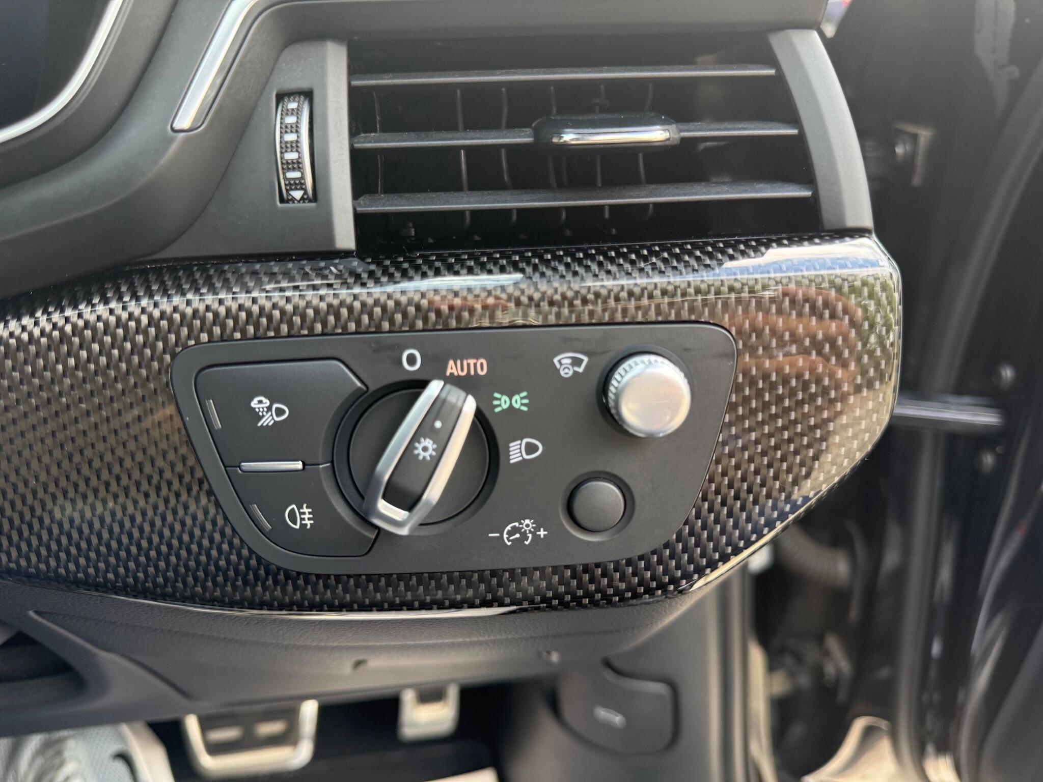 Audi S4 view 21