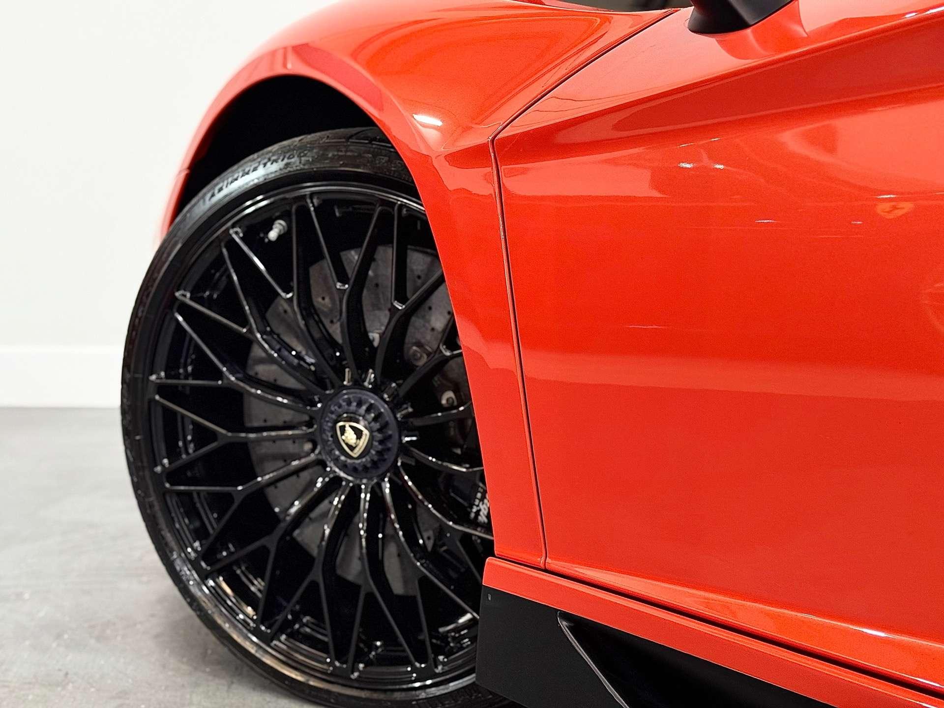 Lamborghini Aventador view 26
