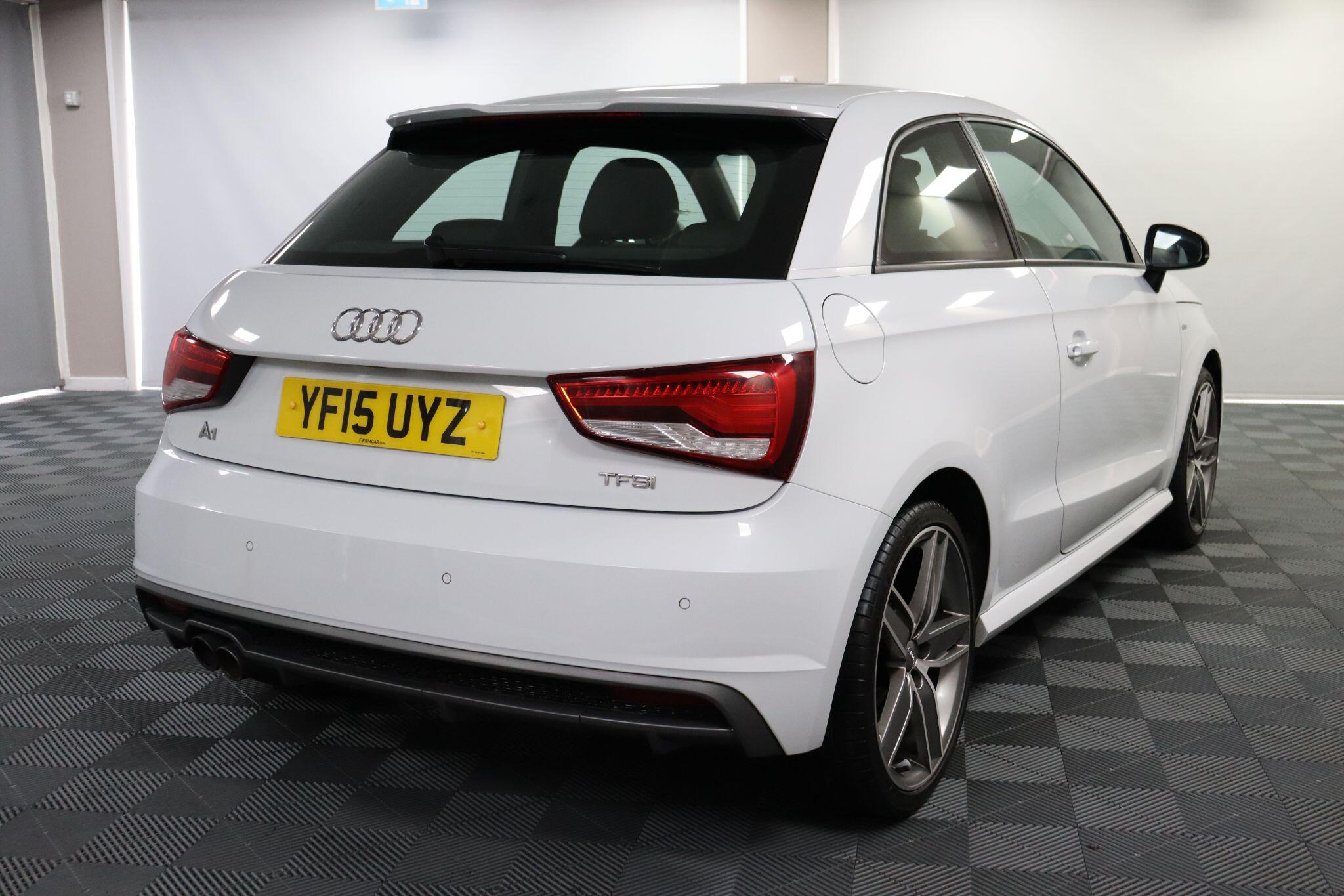 Audi A1 view 11