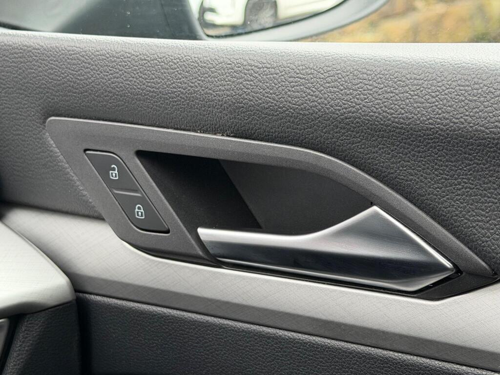 Volkswagen Golf view 44