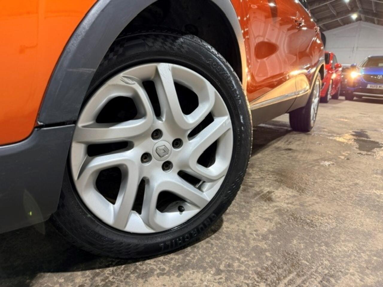 Renault Captur view 12