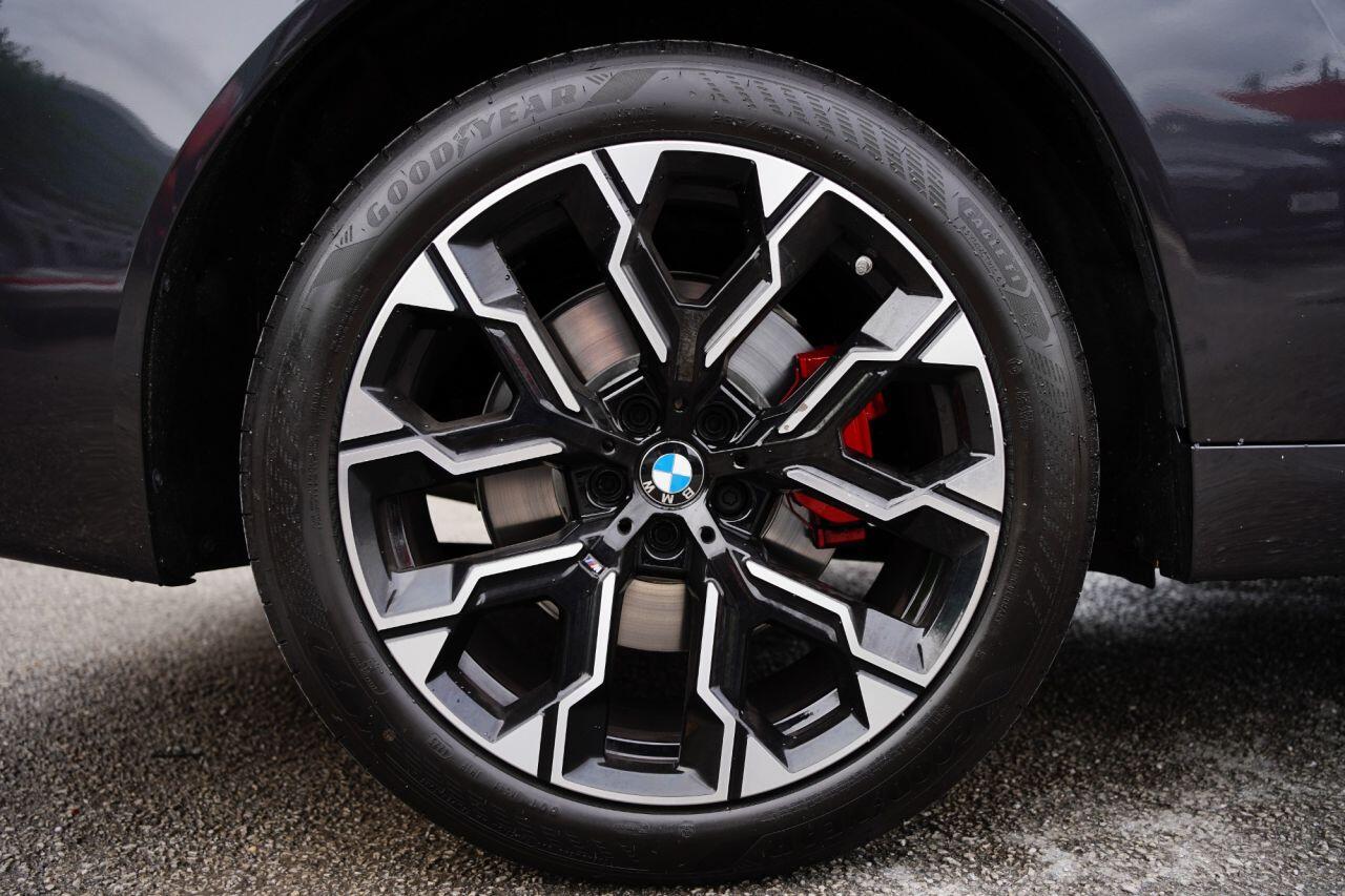 BMW X3 view 21